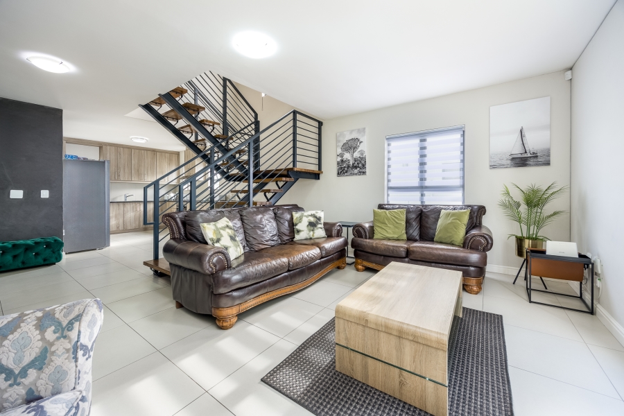 3 Bedroom Property for Sale in Jakarandas Western Cape